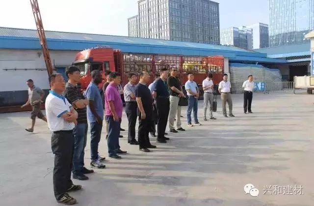 上林|记事|湖北省住建厅、设计院领导及专家一行 莅临星河集团参观指导